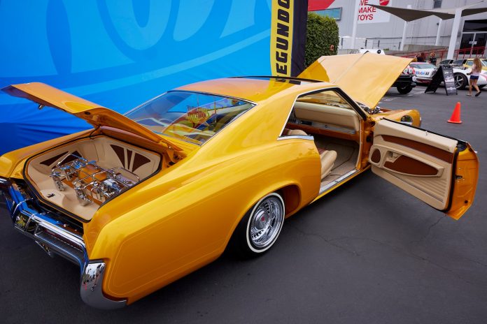 1969 Buick Riviera Lowrider Is A Golden Work Of Art