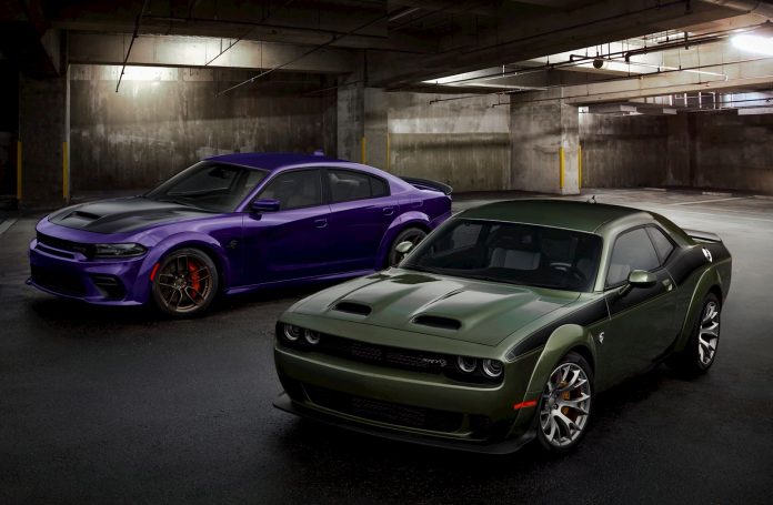 Dodge Teases The 2023 Charger and Challenger In Farewell Bid To The Lineup