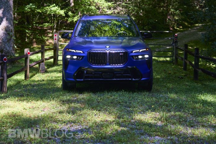 bmw x7 m60i frozen marina bay blue 17 830x553