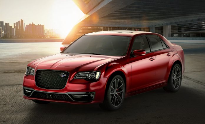 Unhinged: The 2023 Chrysler 300C Is Too Little, Too Late