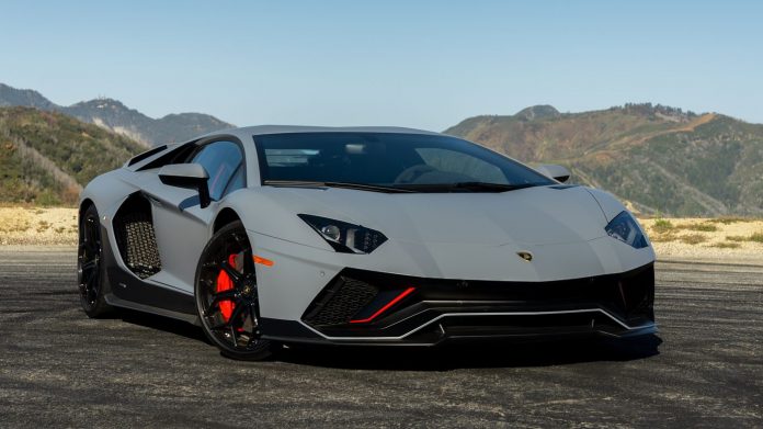 2022 Lamborghini Aventador Ultimae Review: Is This The Ultimate Aventador?