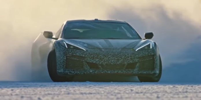 Chevy Corvette E-Ray Sure Looks Ready for Winter