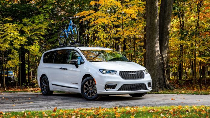 Chrysler Reveals The All-New 2023 Pacifica Road Tripper