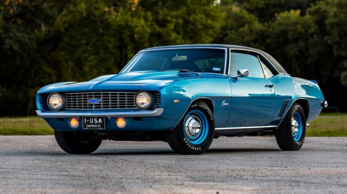 1969 Chevrolet COPO Camaro in Impeccable Condition Is Awaiting a New Petrolhead Owner