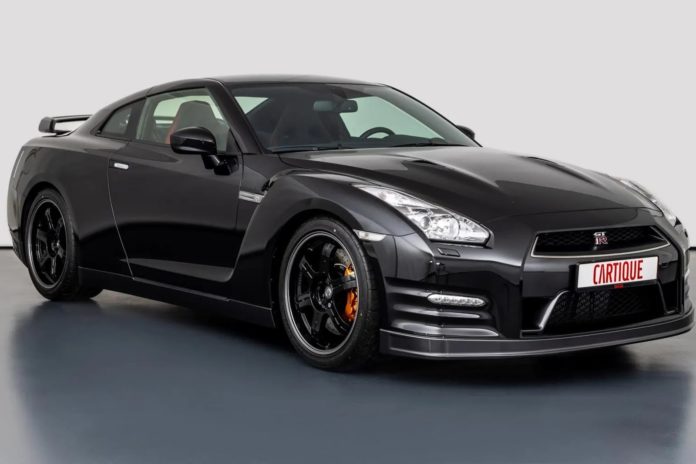 Sebastian Vettel Never Drove His Nissan GT-R Black Edition And Now It's Up For Grabs