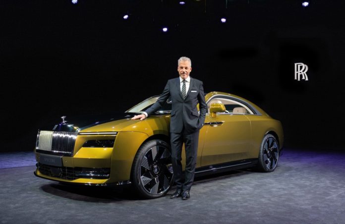 01 Torsten Müller-Ötvös, Chief Executive Officer, Rolls-Royce Motor Cars with SPECTRE