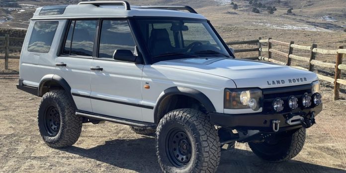 ’04 Land Rover Disco With GM V-8 Is Our BaT Pick of the Day