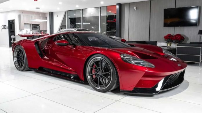 912-Mile Liquid Red Tri-Coat 2019 Ford GT For Sale