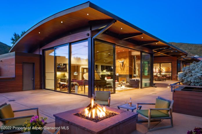 A Modern $49.8M Penthouse Condo In The Heart Of Aspen, CO