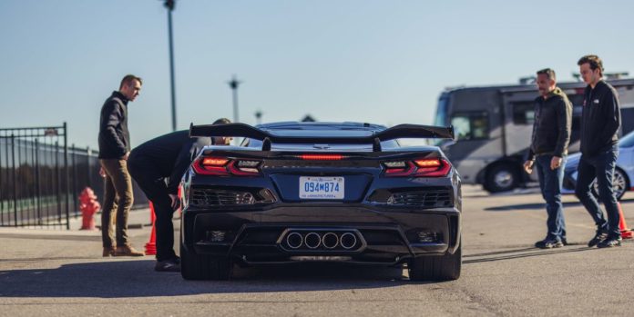 Chevrolet Corvette Z06 Sets New Lightning Lap LL3 Class Record