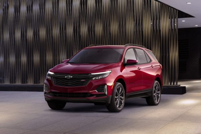 2022 Chevrolet Equinox RS front