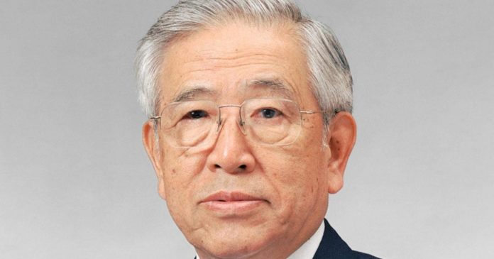 Shoichiro Toyoda: CEO who started Lexus dies age 97