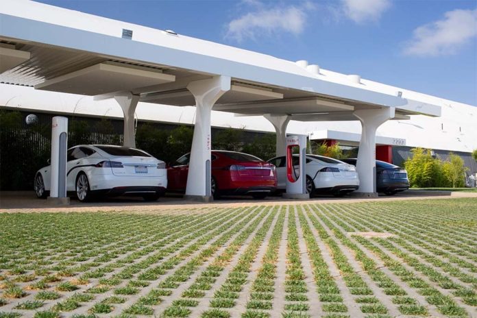 Tesla Supercharger Station - Hawthorn CA