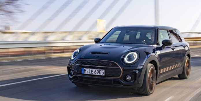 2024 Mini Clubman Marks the End but Celebrates the Past