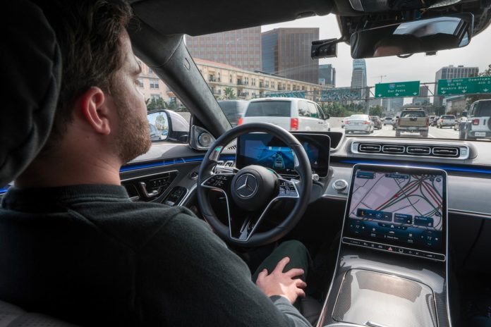 AAA Survey Reveals Americans Are Afraid Of Self-Driving Cars