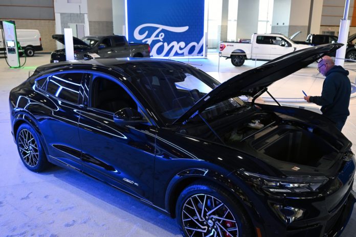 Ford expects $3 billion loss on electric car business in 2023