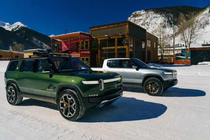 2022-2023 Rivian R1S SUV Front Angle View