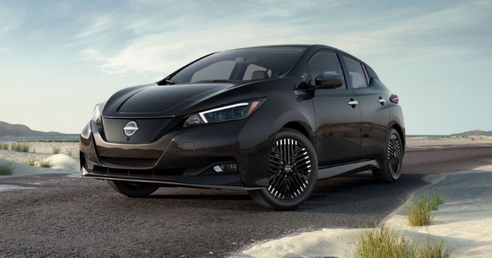 2023 Nissan Leaf Black 