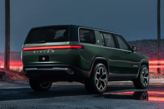 2022-2023 Rivian R1S SUV Rear Angle View