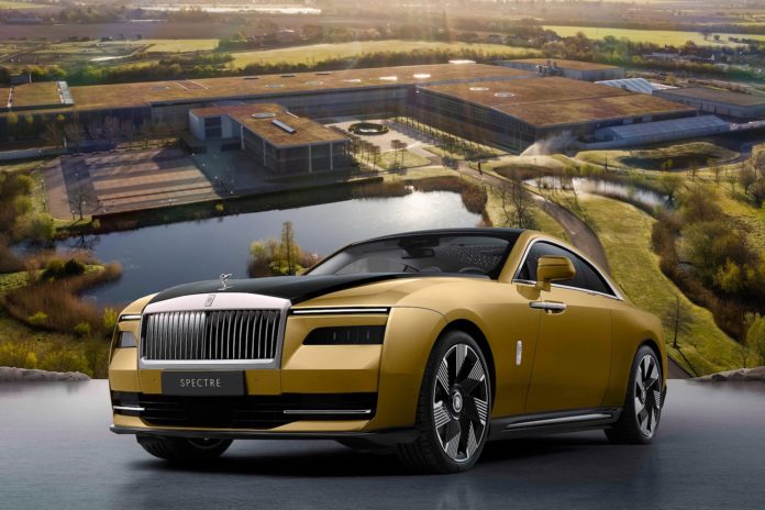 Rolls-Royce Proves Building Ultra-Luxury Cars Benefits More Than Just Rich People