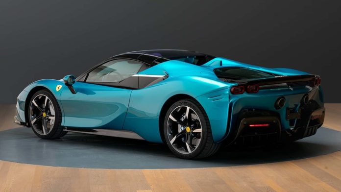 Ferrari Tailor Made SF90 Spider Inspired By The Northern Lights