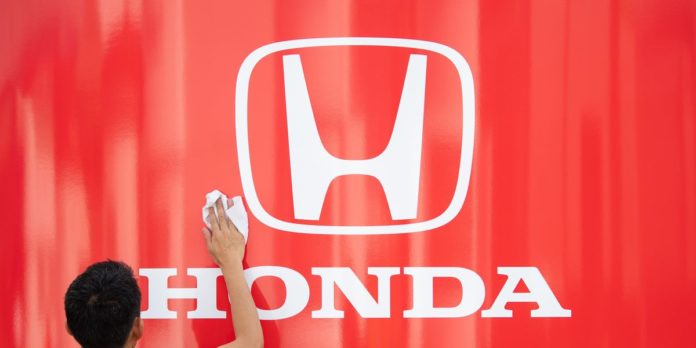 Honda Teaming Up with Aston Martin for Formula 1 Racing in 2026  