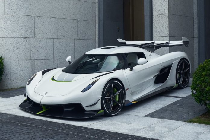 2021 Koenigsegg Jesko Frontal Aspect