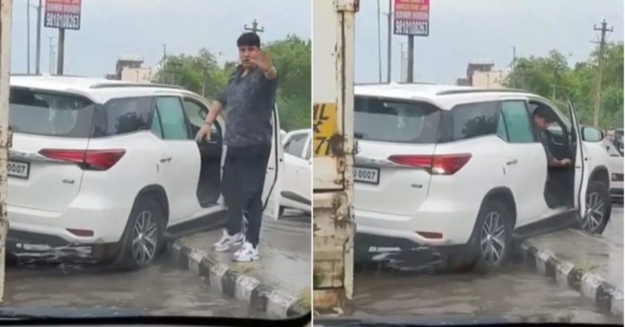 Toyota Fortuner owner tries jumping kerb: Gets royally stuck [Video]