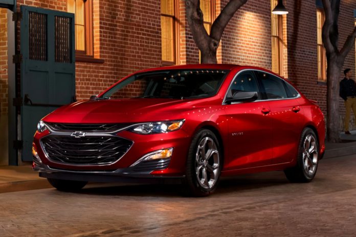 2019-2024 Chevrolet Malibu Front Angle View