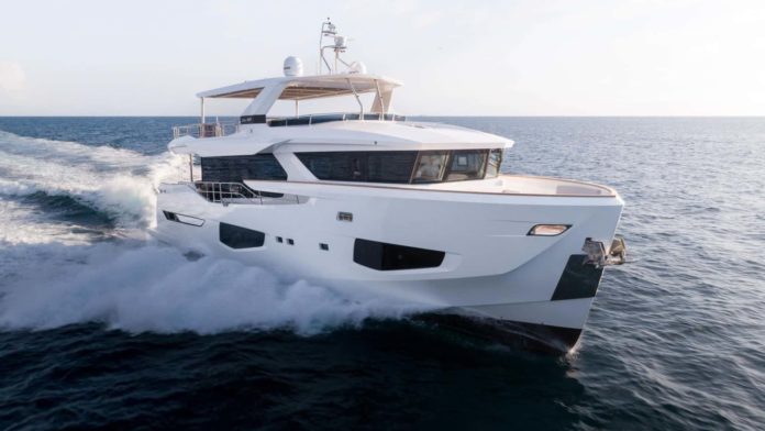 Tour The New And Elegant 85-Foot Numarine 26XP