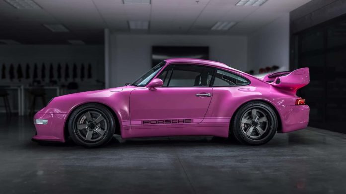 Gunther Werks Unveils Dazzling Pink Porsche 911 993 Coupe