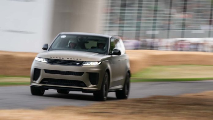 The Range Rover Sport SV Edition One Is An Invite-Only 626-HP SUV