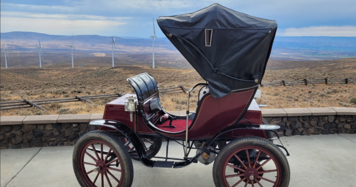 118-year-old electric car will be driven in Ellensburg Rodeo Parade