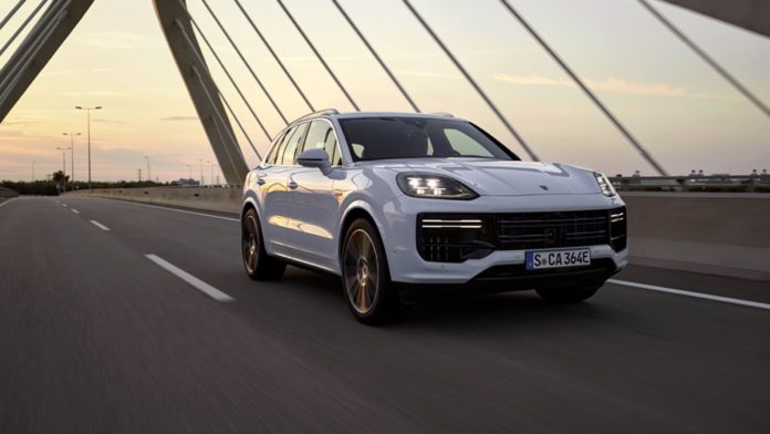 729 HP Porsche Cayenne Turbo E-Hybrid Takes on the BMW XM