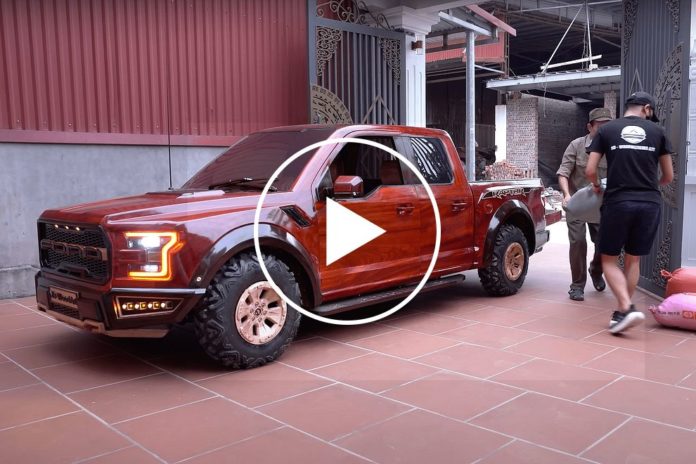 This Ford F-150 Raptor Made From Wood Is Fully Functional