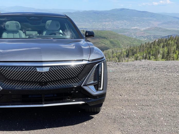 2023 Cadillac Lyriq - nose detail day v2