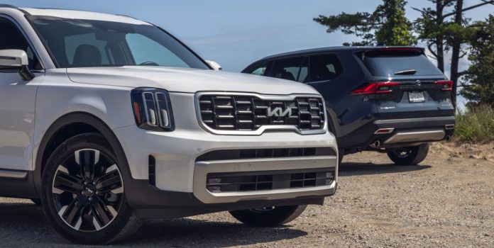 Comparison Test: 2023 Kia Telluride vs. 2024 Toyota Grand Highlander 