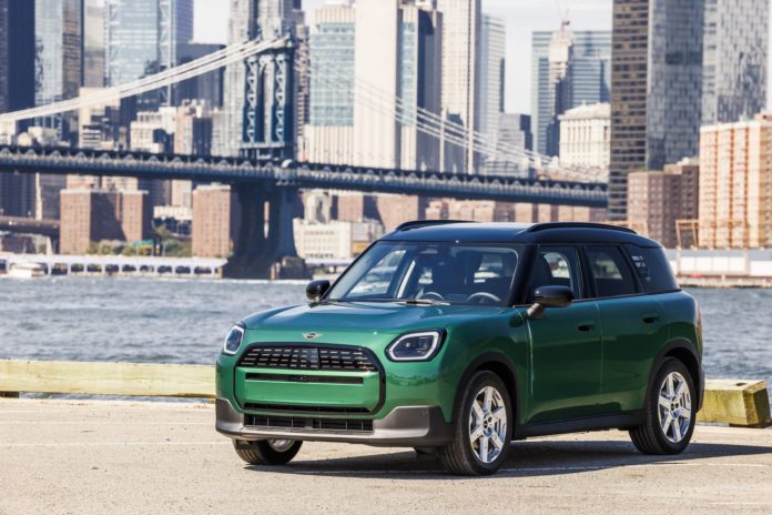 Electric MINI Countryman Makes U.S. Debut in New York City