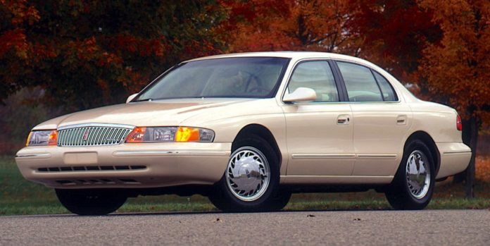 From the Archive: 1995 Lincoln Continental Took Aim at Lexus