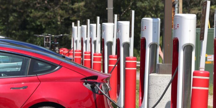 How Much Does It Cost to Charge an Electric Vehicle?