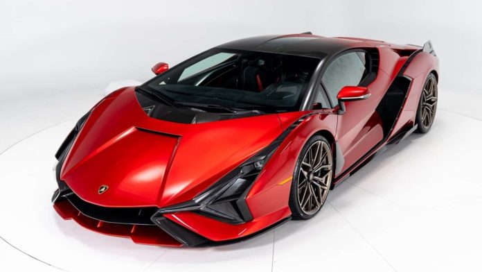 Rosso Scintilla 2020 Lamborghini Sián FKP 37 Coupe For Sale