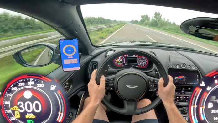 Watch An Aston Martin DBX 707 Reach Top Speed On The Autobahn