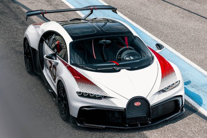 Bugatti Chiron Pur Sport 'Grand Prix' Celebrates Motorsport