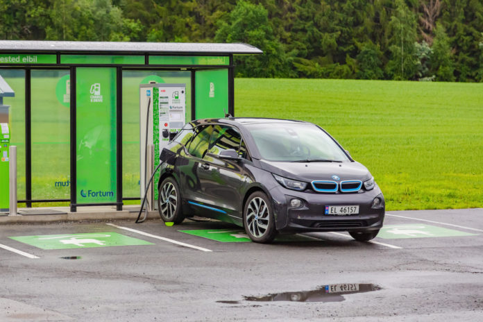 Norway’s EV Boom Could Entrench Car Dependency