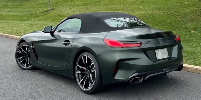 2024 BMW Z4 Finally Gets a Manual Transmission