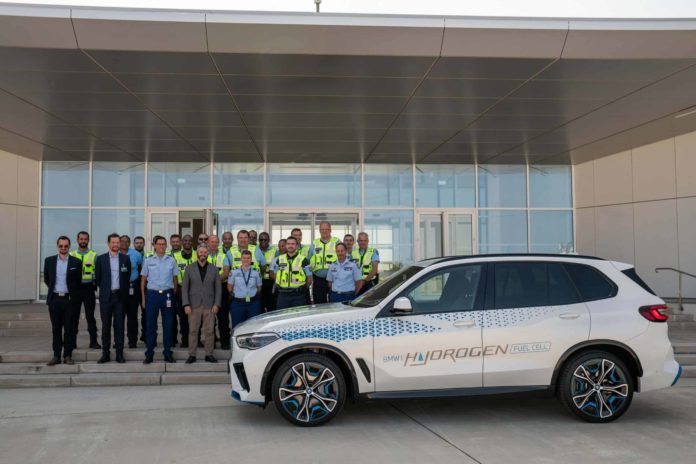 French Police Is Testing Two BMW iX5 Hydrogen SUVs