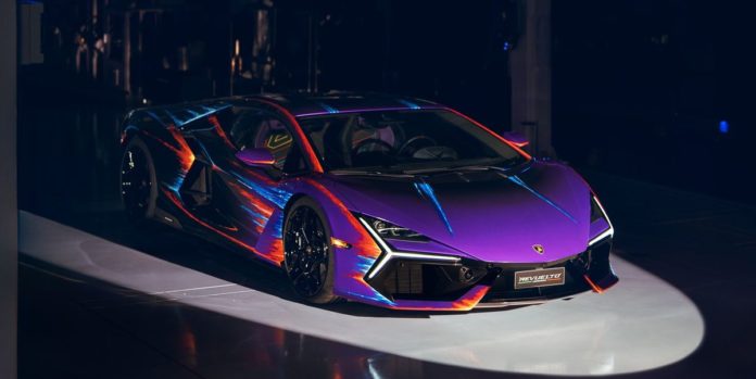 'Opera Unica' Lamborghini Revuelto Spent 435 Hours in the Paint Booth