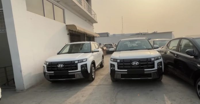 Creta E vs EX variants