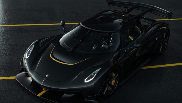 Koenigsegg Reveals A New Exposed Carbon Fiber Jesko Attack Spec