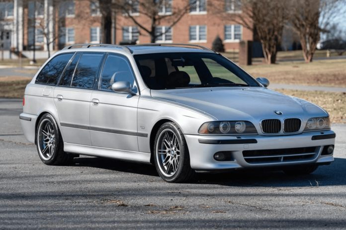 Low-Mileage BMW 5 Series Wagon Selling As E39 M5 In Disguise